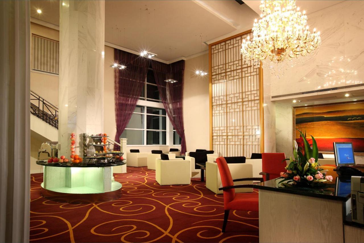 Holiday Inn Beijing Downtown Exterior foto